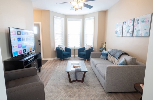 North Center - Modern, Safe, Family-Friendly, Solar-Powered Apartment