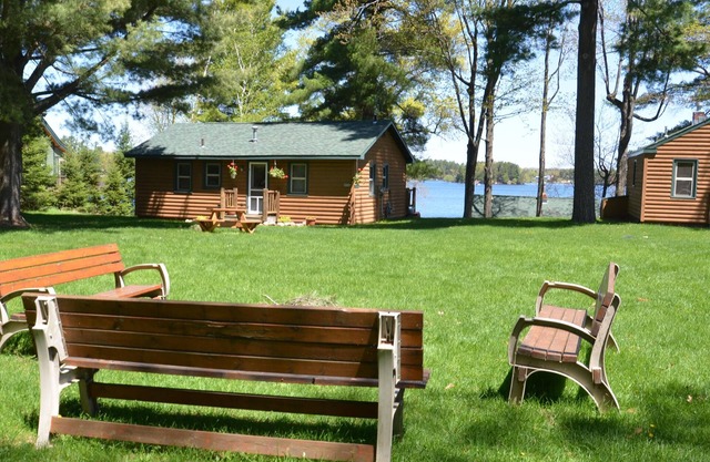 North Woods Cabin on Lake Minocqua: A perfect mix of getaway and access to fun!