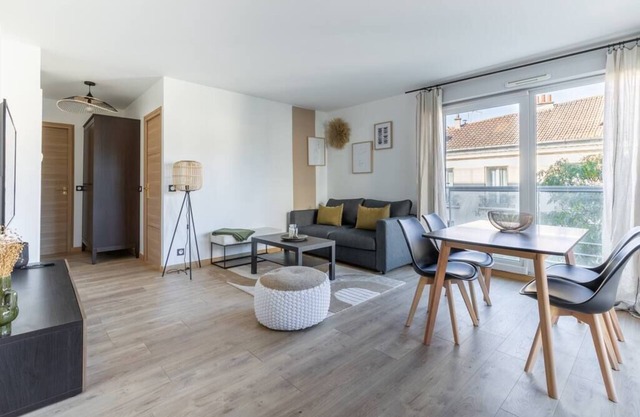Nouvel appartement à Courbevoie/La Défense-1BR/4P