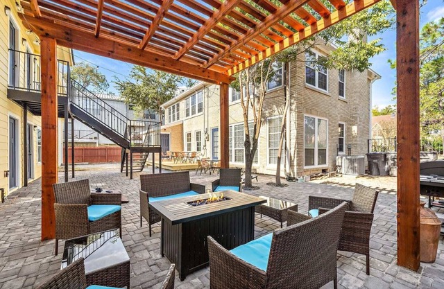Nr Museum Med Center Zoo Apt | Fire Pit BBQ Games