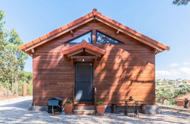 nWood house, located 5m from the beach, ideal for those who like being in nature