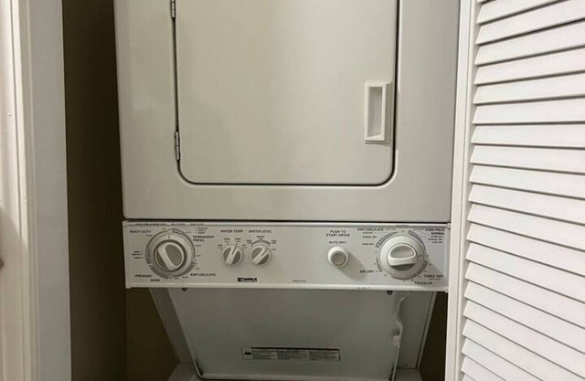 Oak Shores Getaway Unit F103