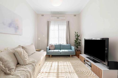 Oakley Cottage, Adelaide CBD