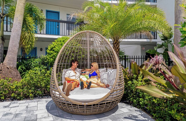 OASIS BAY SUITES, Tampa, Busch Gardens, USF