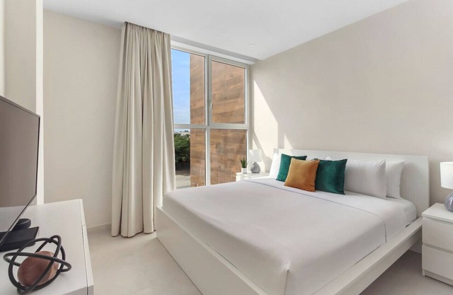 Oasis by Bocobay | Luxury Palm Beach Condo