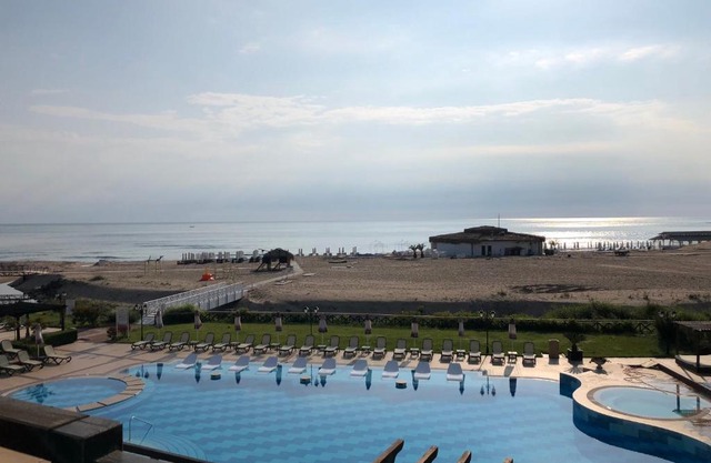 Oasis club apartments