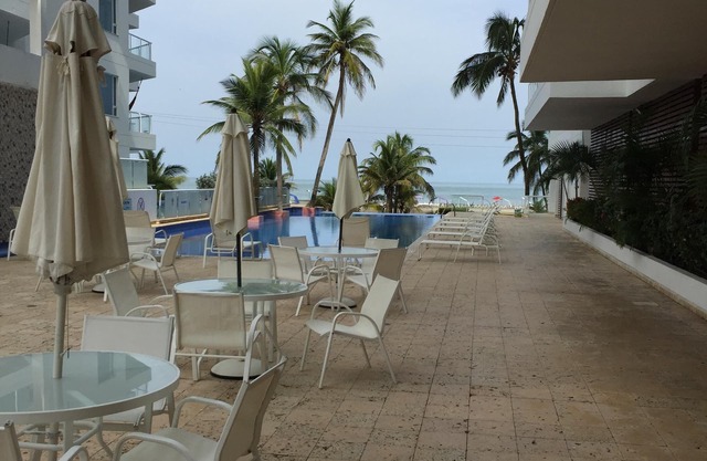 OASIS IN FRONT OF THE SPECTACULAR SEA, DIRECT ACCESS TO THE SEA