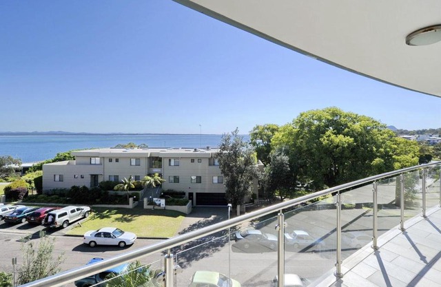 Oasis Unit 9 5 Laman Street