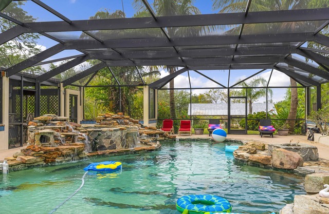 Ocean access/Pool & HotTub /Arcade & Game Room/Private Beach and long Pier