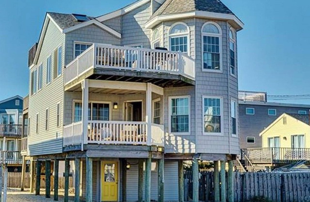 Ocean & Bay Views, 5 Decks, Steps to Beach! *NEW* to rentals