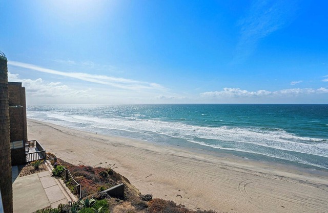 Ocean Front living at it's Finest!