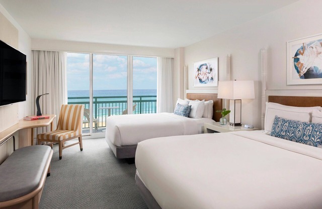 Ocean Front Room! Private Balcony w/Scenic View, Onsite Parking! - 2 Units
