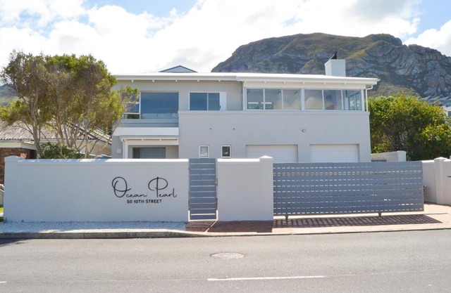 Ocean Pearl Hermanus - 5 Bedrooms
