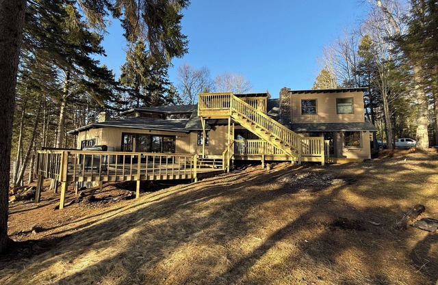 Ocean Spray Cottage on Dyers Bay!