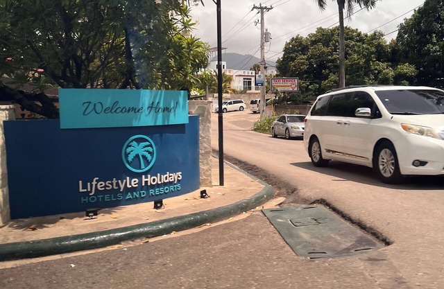 Ocean View Junior Suite at the Lifestyle Holiday Resort