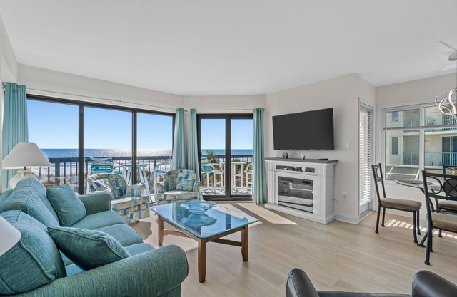 Oceanfront 2BR/2BA End Unit w/Spectacular Views
