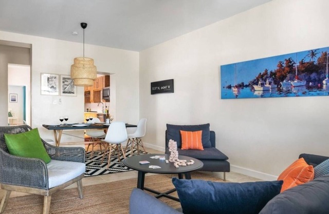 Oceanfront 3Bed w/Private Patio & Garden - 7B