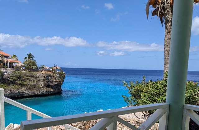 Oceanfront 3BR Bungalow with Fabulous View at Playa Lagun