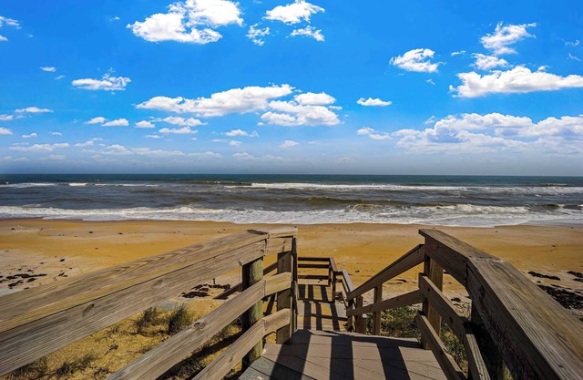 Oceanfront 4 Bed Beach House in Flagler