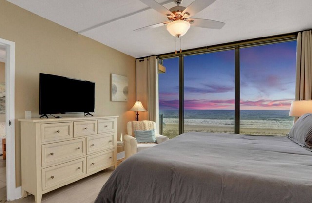 Oceanfront Condo | Good Morning Rentals