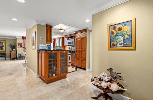 Oceanfront Condo with panoramic Gulf Views, Pool, Hot Tub and Fitness Center