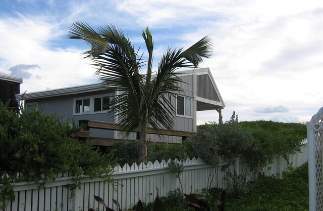Oceanfront Cottage With Great Location