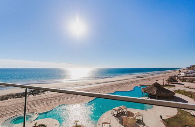 Oceanfront Grandeur: Modern Las Palomas Phase 3 Condo