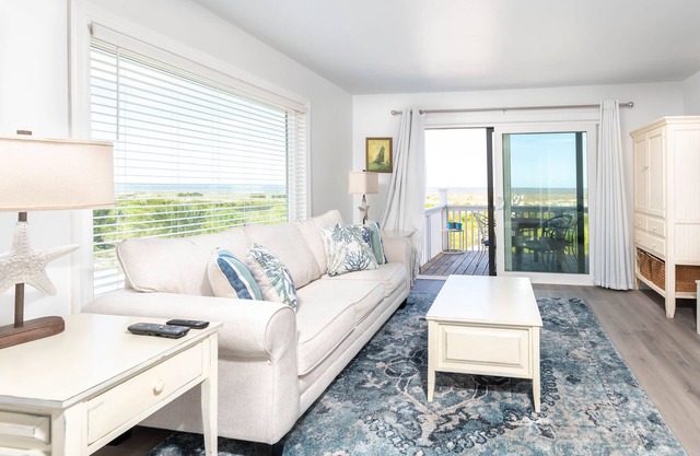 Oceanfront Corner Unit - Unobstructed Ocean Views