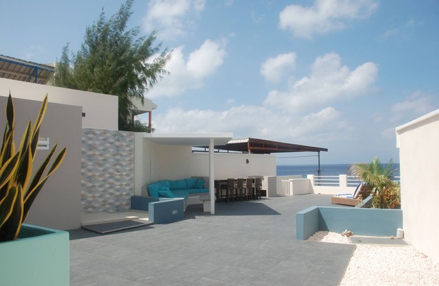 Oceanfront Vacation Home - Lagun, Curaçao