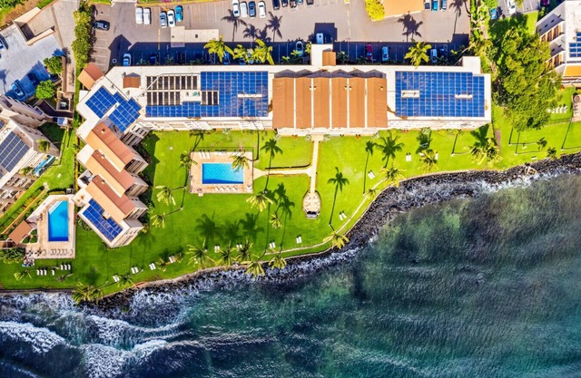 Oceanfront w/Haleakala Sunrise + Pool Access