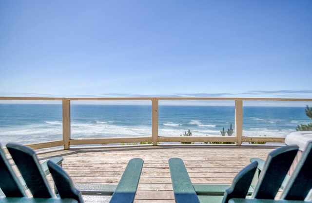 Oceanfront With Speculator Views, Hot Tub, Steam Shower & Community Pool!
