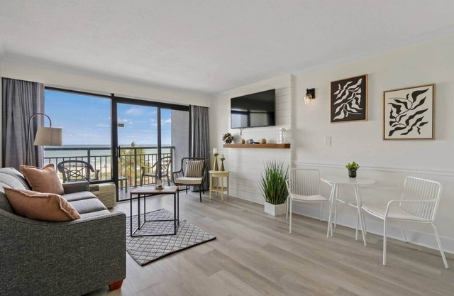 Oceanside Oasis Caribbean #230 Oceanfront