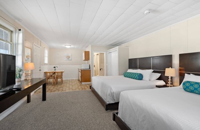 Oceanview 2 Double Bed Groundfloor Suite