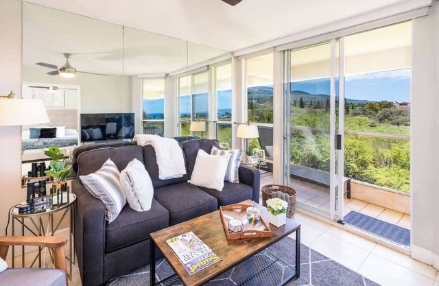 Oceanview Retreat | Walk to Beach & Restaurants