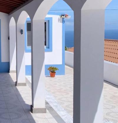 Oceanview Sunset Retreat