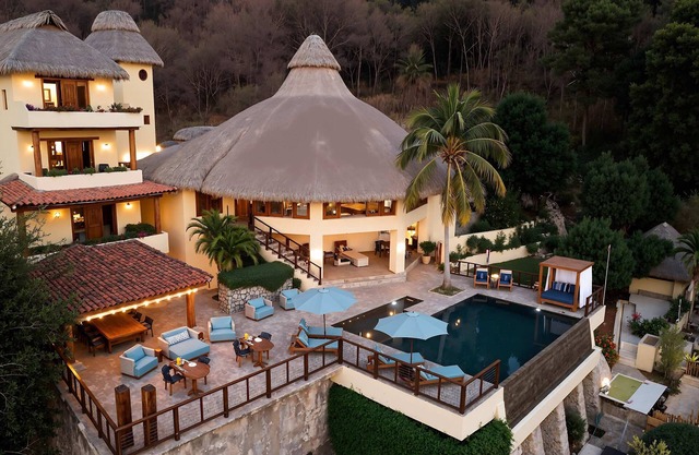 Oceanview Villa w/Daily Breakfast & Concierge