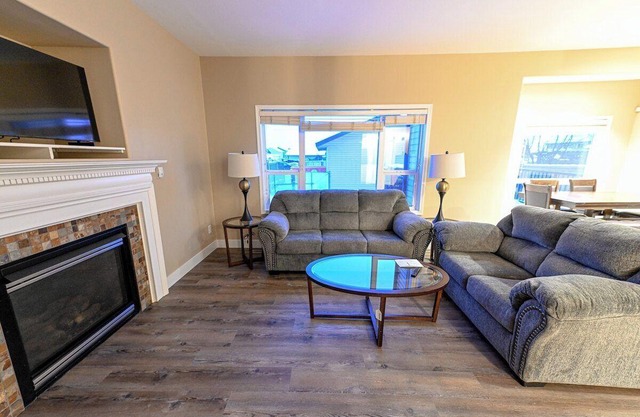 Office | Fast WIFI | Smart TV | Garage | Long Stay
