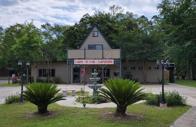 Okefenokee Pastimes Cabins and Campground
