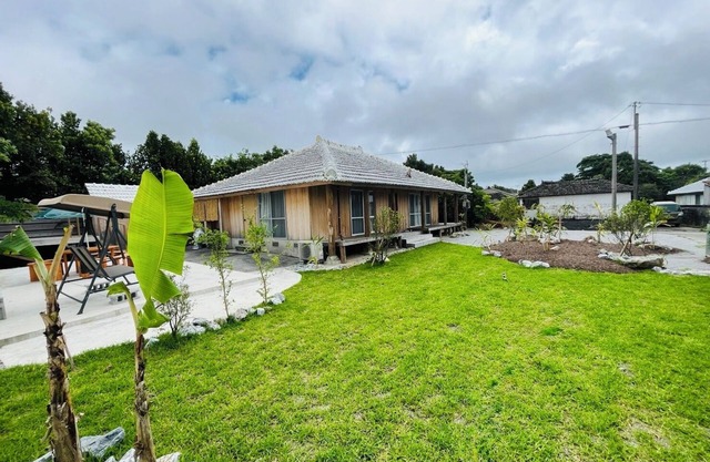 Okinawa Retreat | BBQ, Stars & Serenity