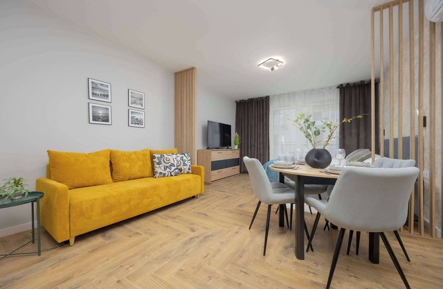 Okrzei 27 | Warsaw | Family Studio | SmartTV