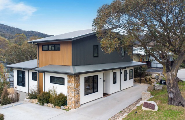OLA Chalet - Lake Crackenback Resort and Spa