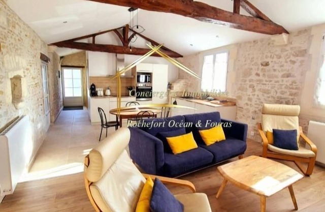 Old 18th century stable for 4 people