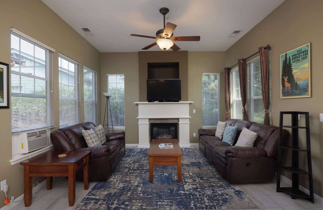 Old Mill Retreat! Fam Friendly - Welcomes 6!