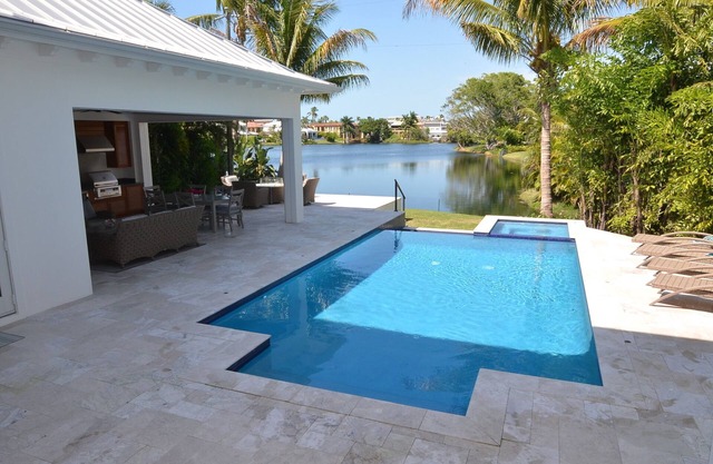 Old Naples Lakefront Home - Easy walk to beach, 5th Ave/3rd St shopping & dining