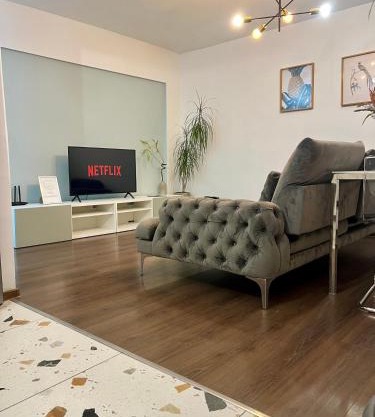 Old Town View - Ultra Central Apartment - Free Parking