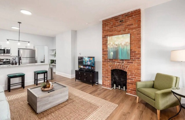 Olde Towne Jewel - 455 South 22nd Street