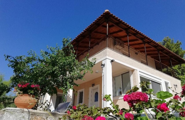 Olea Escape - Your own house in an exclusive olive estate | Stunning 360° Views