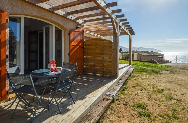 On the hill of Tiuccia welcomes you this beautiful apartment with great sea view.