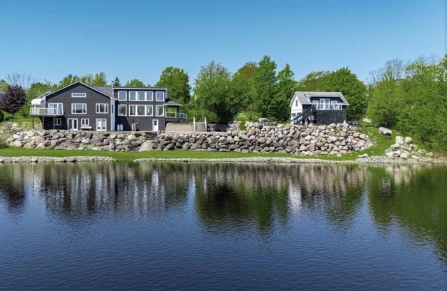 On the Rocks Gagetown NB "The Chalet Experience" 3 Waterfront Vacation Rentals
