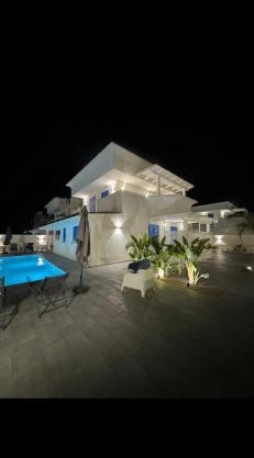 Onda Bianca Luxury Apartments